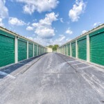 Wide Drive Aisles at 422 Storage in Palmyra PA